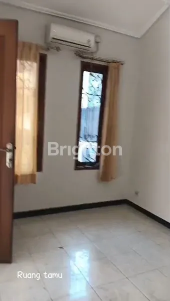 image STRATEGIS BANGET, NOL JALAN DAN COCOK UNTUK USAHA, RUMAH RAYA DARMO BARU BARAT, SURABAYA BARAT*\N\N (4)
