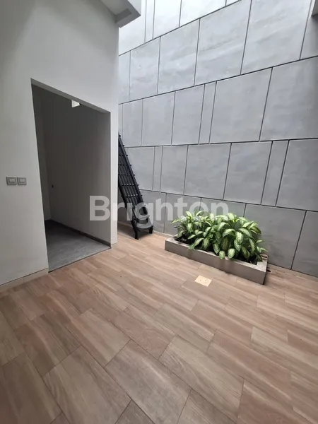 image LANGKA MANYAR LUAS 200 BARU GRESS 2LT FULL DEKAT DHARMAHUSADA, KERTAJAYA,RAYA MERR ONE GATE SISTEM (6)