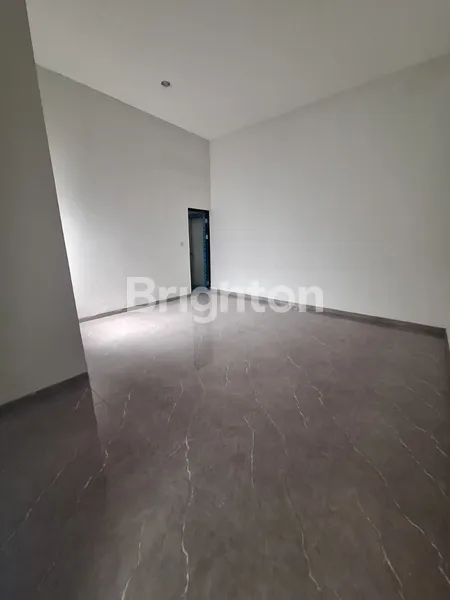 image LANGKA MANYAR LUAS 200 BARU GRESS 2LT FULL DEKAT DHARMAHUSADA, KERTAJAYA,RAYA MERR ONE GATE SISTEM (7)