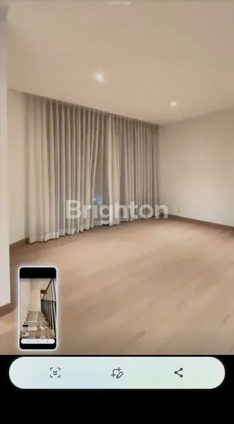 TOWNHOUSE MEWAH 3 LANTAI DI KEMANG UTARA