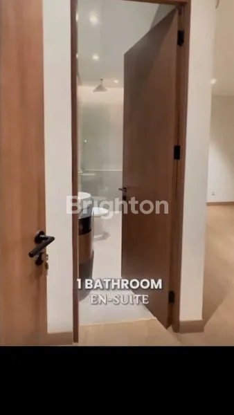 image TOWNHOUSE MEWAH 3 LANTAI DI KEMANG UTARA (4)