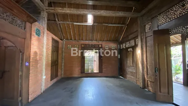 image SEWA RUMAH JL SEKAR SARI, DKT GATOT SUBROTO, IDA BAGUS MANTRA, KESIMAN (2)