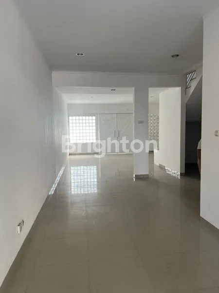 image RUMAH 2 LANTAI FULL RENOV DI CHERRYFIELD BOJONGSOANG BANDUNG (2)