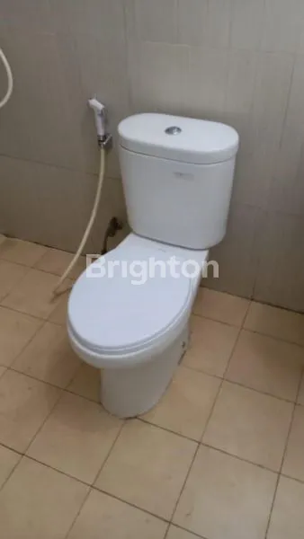 image RUMAH SEWA 2 LANTAI DI SERPONG LAGOON — LINGKUNGAN ASRI & AKSES MUDAH KE BSD\N (7)