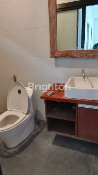 image RUMAH 2 LANTAI 3 KT SIAP HUNI DI JLN SEKAR TUNJUNG (6)