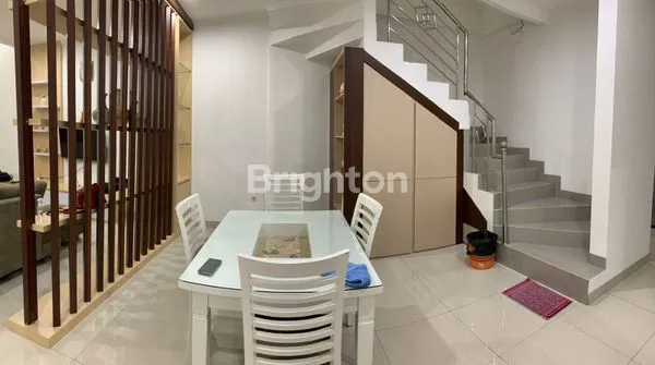 image RUMAH 2 LANTAI FULL FURNISH, LT 144M² DI KOTA BARU PARAHYANGAN (5)
