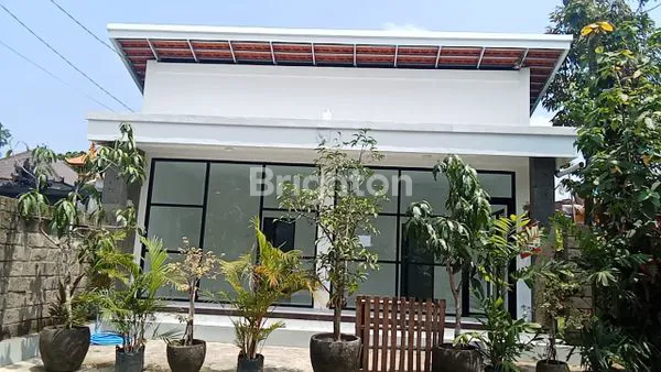 image SEWA TAHUNAN TOKO KOMERSIAL LUAS DI JALAN BUIT TABANAN - DILENGKAPI AREA PARKIR DAN KEBUN (8)