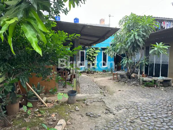 image RUMAH TINGGAL & USAHA PINGGIR JALAN RAYA JAGAKARSA. (3)