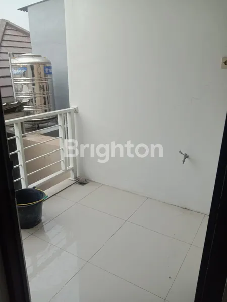 image HUNIAN NYAMAN LOKASI STRATEGIS DI SURABAYA BARAT (4)