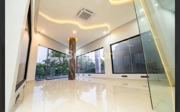 image VILLA 3 LANTAI OCEAN VIEW SANUR 1080 M2 SOLAR PANEL 26000 KVA  ELECTRICITY 53.000 KVA (3)