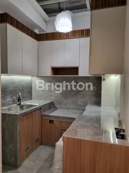 image DIJUAL RUMAH REGENCY ONE BAGUS MINIMALIS, FULL INTERIOR MEWAH, SANGAT SIAP HUNI, DEKAT PERUMAHAN NIRWANA EXECUTIVE  (7)