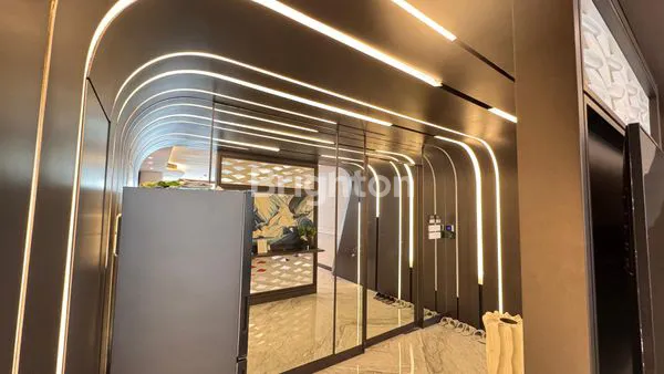 image OFFICE TOWER DI PAKUWON TOWER TUNJUNGAN PLAZA! JUAL RUGI JUAL CEPAT FURNISH SIAP PAKAI! LOKASI TERBAIK DI PUSAT KOTA SURABAYA! (3)