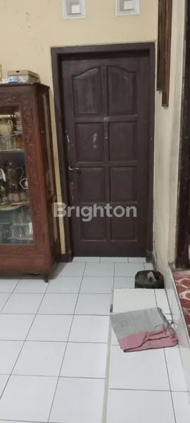 image HUNIAN + 3 RUKO PINGGIR JALAN DI PUSAT KOTA SEMARANG (4)