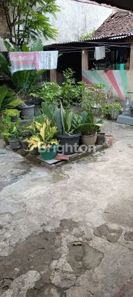 image HUNIAN + 3 RUKO PINGGIR JALAN DI PUSAT KOTA SEMARANG (8)