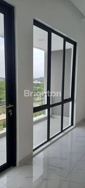 image CLUSTER GOLDEN CLOVER TIBAN (5)