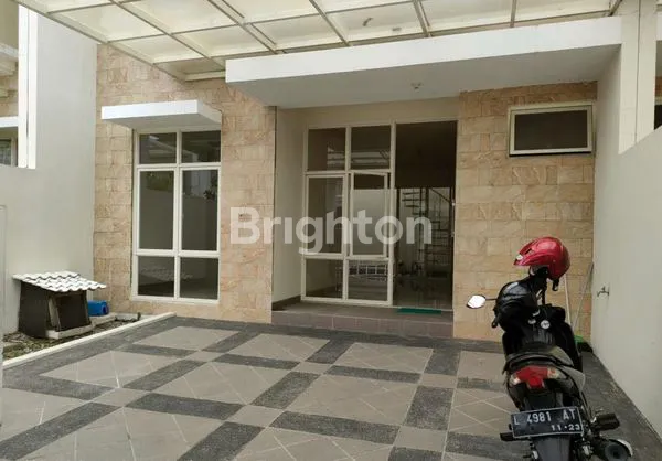 image GRIYA GALAXY MINIMALIS , BAGUS LUAS 105 M2, LEBAR 7 METER,  WONOREJO,  RUNGKUT, DEKAT MERR, DEKAT DHARMAHUSADA, NIRWANA EXECUTIVE, BAGUS  (6)