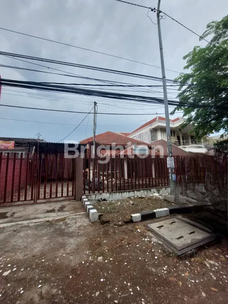 image DIJUAL RUMAH 1 LANTAI KOMERSIAL NOL JALAN RAYA TENGGILIS HARGA 9.5M NEGO DERETAN CHICCO, KOPITAGRAM, DLL - LOKASI PREMIUM & RAMAI USAHA! (2)