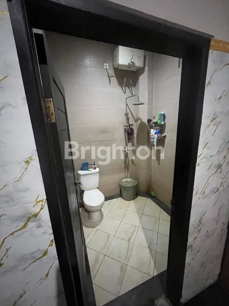 image RUMAH NYAMAN DI PULAU MISOL – DENPASAR BARAT BANGUNAN LUAS 2 ARE 6 KAMAR, 4 KAMAR MANDI, SIAP HUNI & STRATEGIS (4)