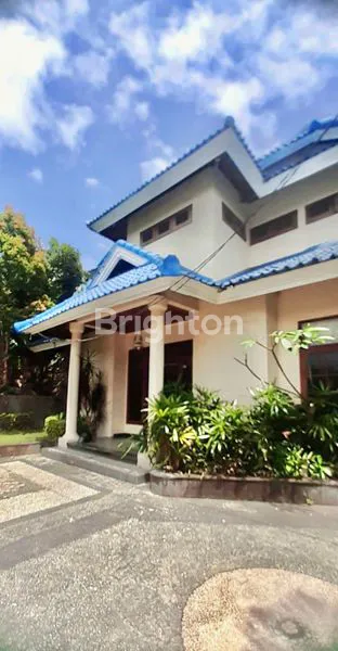 image RUMAH BESAR SIAP HUNI DI KERTADALEM SIDAKARYA DENPASAR (2)