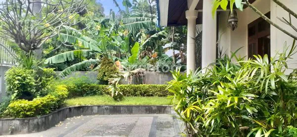 image RUMAH BESAR SIAP HUNI DI KERTADALEM SIDAKARYA DENPASAR (3)