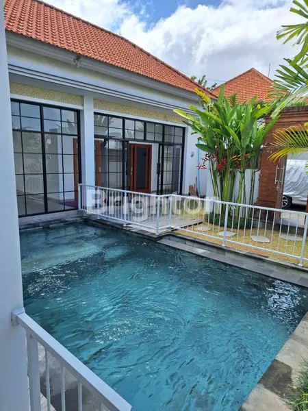 image VILLA CANTIK RICEFIELD VIEW DI PERERENAN (1)