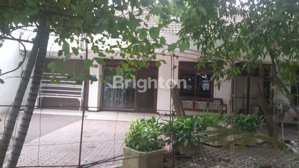 image RUMAH MEWAH LT 1000 DI KENDANGSARI (2)