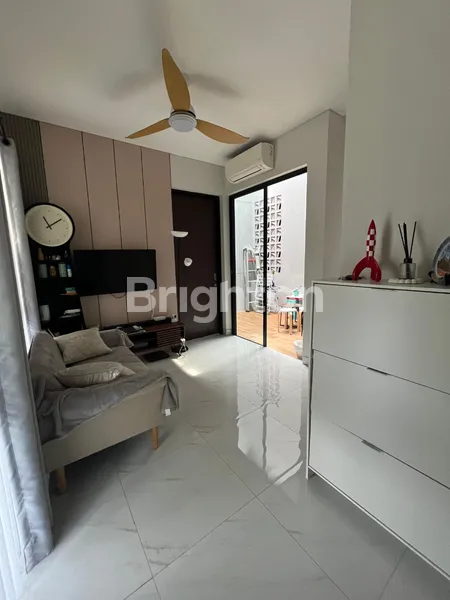 image RUMAH CANTIK SIAP HUNI DI CLUSTER MISSISSIPPI KOTA WISATA CIBUBUR – SEMI FURNISHED & BISA EXPAND! (2)