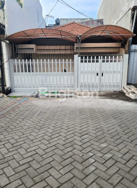 image RUMAH MURAH SEMI FURNISHED DEKAT RS SOEWANDI, KENJERAN, KAZA MALL (1)