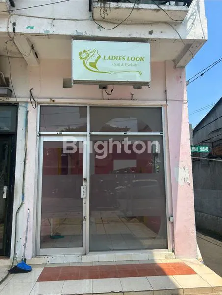 RUANG UNTUK USAHA SETU CIPAYUNG