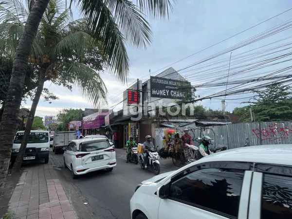 image LAHAN KOSONG SANGAT BUC DI JALAN UTAMA BATU BELIG, KEROBOKAN - BALI (3)
