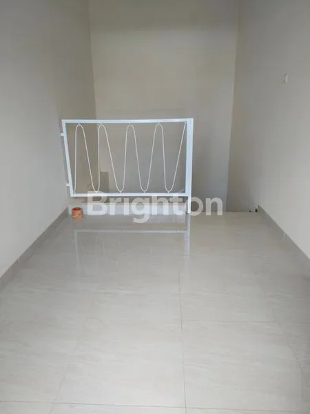 image SIAP HUNI RUMAH DI SERPONG UTARA TANGERANG SELATAN (3)