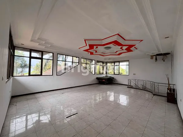 image RUMAH MEWAH LUAS DI BATU MALANG (8)