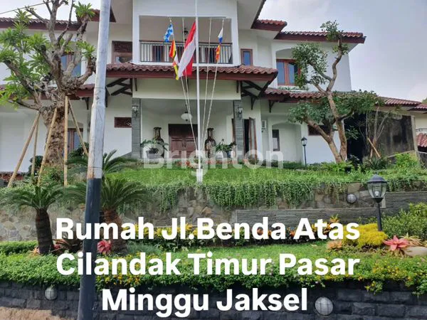 image RUMAH MEWAH 2 LANTAI LT 874M² DI CILANDAK (1)