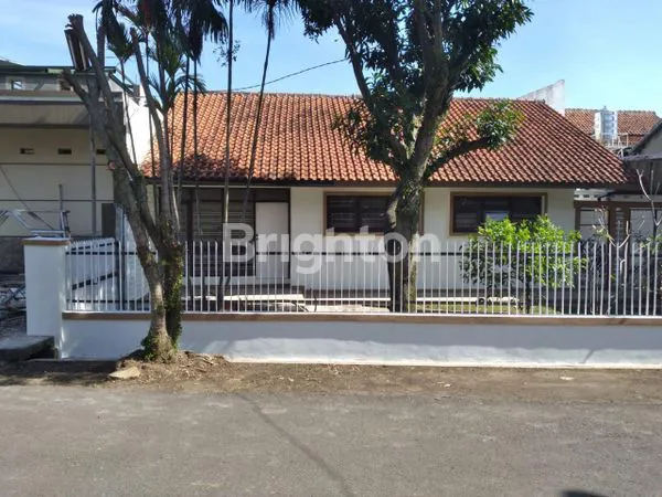 image RUMAH CANTIK BUAH BATU BANDUNG (1)