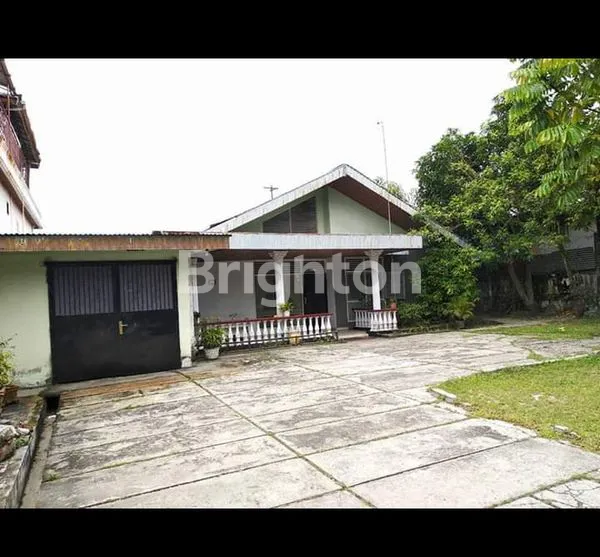 image HUNIAN STRATEGIS 6+1 KT DI JL DIPONEGORO (1)