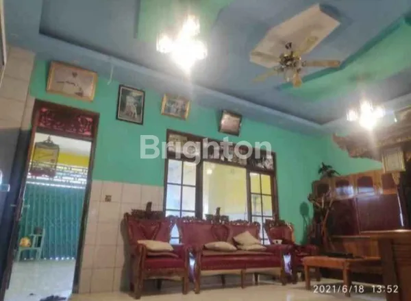 image RUMAH & TEMPAT USAHA DI DENPASAR BALI (2)