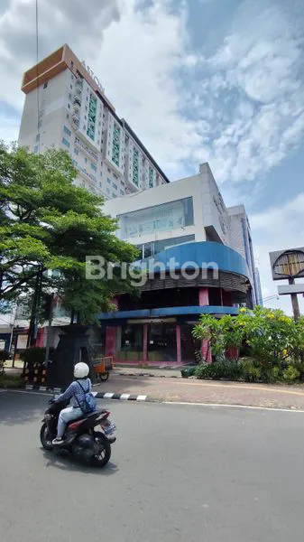 image RUKO / BUILDING PUSAT KOTA SOLO SLAMET RIYADI (1)