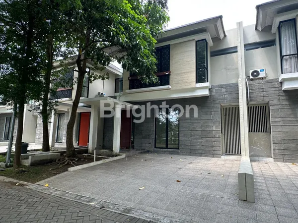 image RUMAH MINIMALIS 2 LANTAI LAKE VIEW DI NORTHWEST CITRALAND DEKAT UC, GWALK DAN PAKUWON MALL (1)