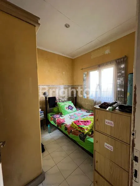 image JUAL RUMAH 2 LANTAI TAMAN PONDOK INDAH FULL FURNISHED WIYUNG SURABAYA BARAT (8)