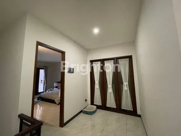 image RUMAH MEWAH MENTENG DALAM TEBET – LT 603M², DESAIN ELEGAN LOKASI PREMIUM JAKARTA SELATAN (5)