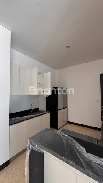 image RUMAH BARU HIERA WELTON 3 LANTAI DI BSD CITY (3)