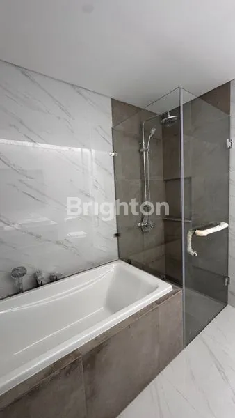 image RUMAH BARU HIERA WELTON 3 LANTAI DI BSD CITY (7)