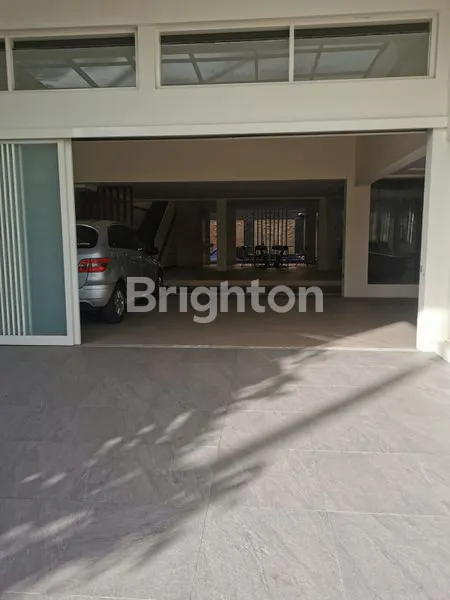 image RUMAH 3 LANTAI FURNISHED & KOLAM RENANG MALANG (2)