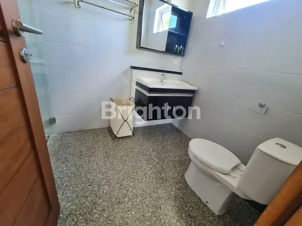 image MODERN THREE BEDROOM VILLA IN POPULAR LOCATION IN UMALAS (8)