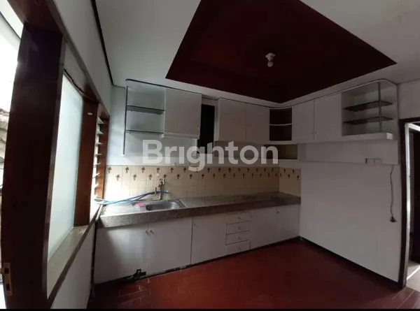 image RUMAH 1 LANTAI SIAP HUNI AREA KLAMPIS DEKAT MERR MANYAR KERTOARJO KERTAJAYA INDAH DHARMAHUSADA INDAH (5)