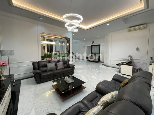 image RUMAH MEWAH 4 LANTAI DI VILLA ARTHA GADING JAKARTA UTARA (2)