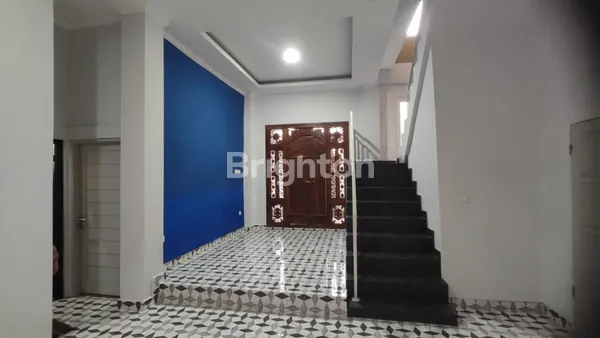 image FOR RENT RUMAH BARU 2 LANTAI DEKAT RENON, DENPASAR (4)