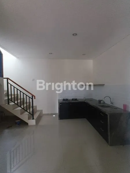 image RUMAH DI JAKARTA GARDEN CITY JGC CAKUNG SEMI FURNISH (6)