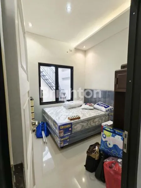 image RUMA MINIMALIS BENING KOTA WISATA (2)