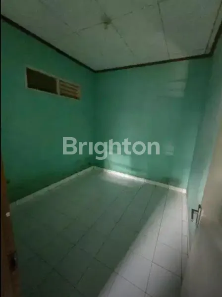 image RUMAH STRATEGIS TAMAN ROYAL 2, LT/LB 130M² (5)